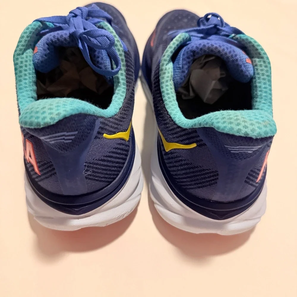 Hoka Clifton 9 Running Shoes Mens 10.5 Blue Coral 1127896 BBCRM Sneaker